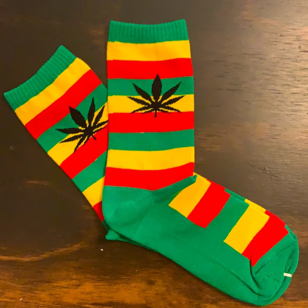 Rasta Pot Leaf Tube Socks NEW